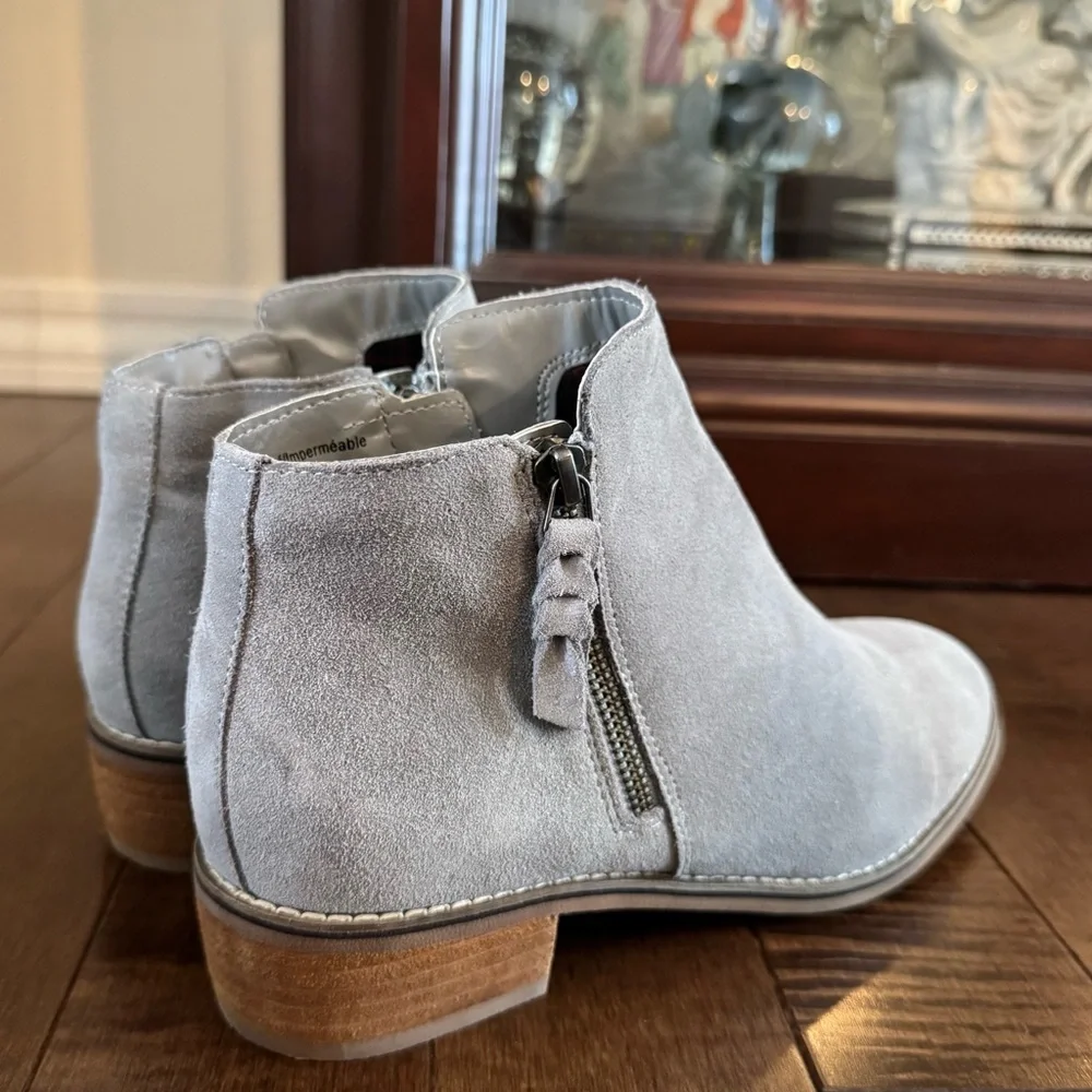Blondo Gray Liam Waterproof Suede Leather Ankle Boots - Picture 7 of 16